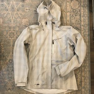 Women’s HELLY HANSEN rain jacket